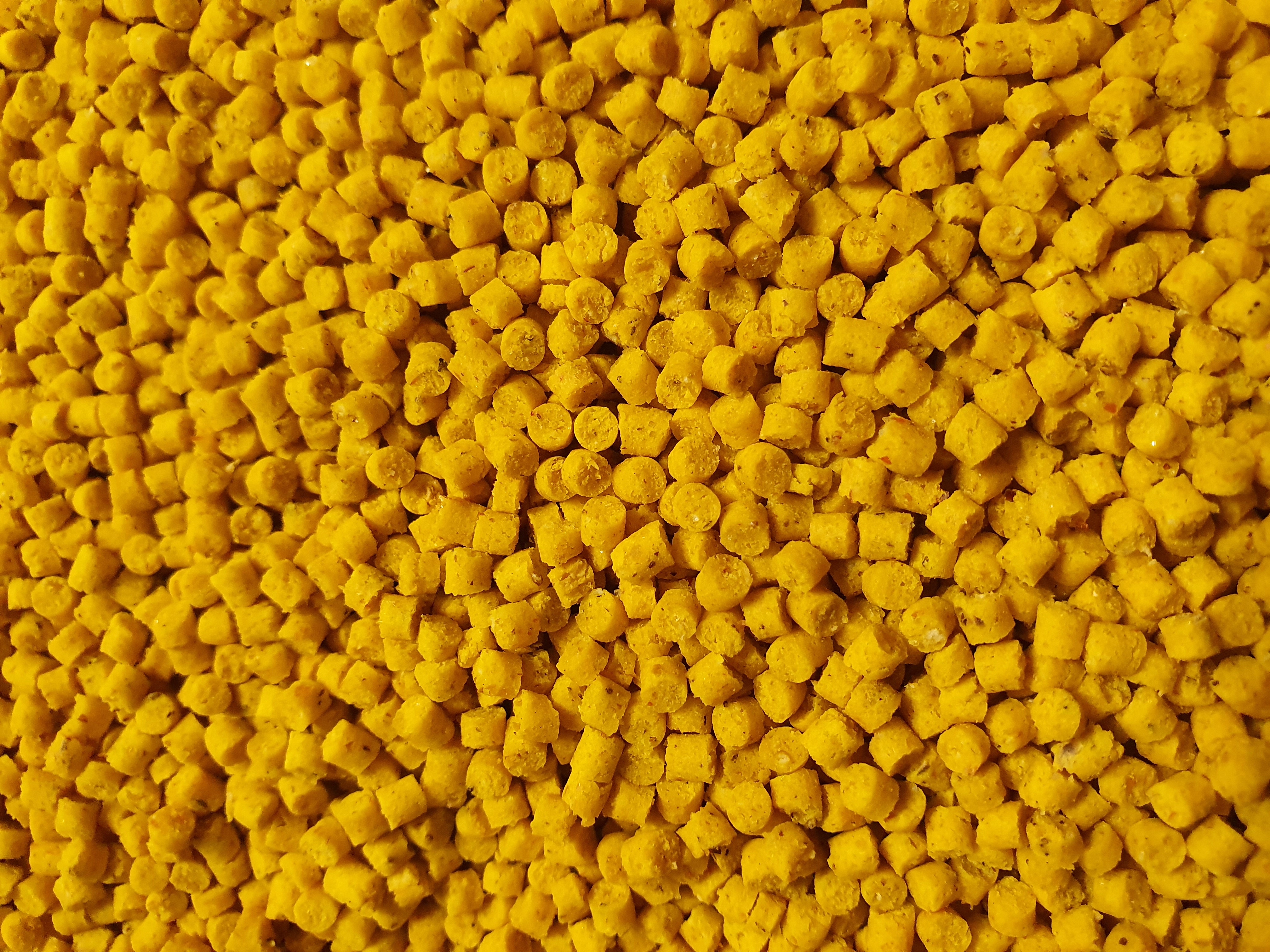 METHOD PELETY - FLUO ANANAS-BANAN 3,5MM 1KG